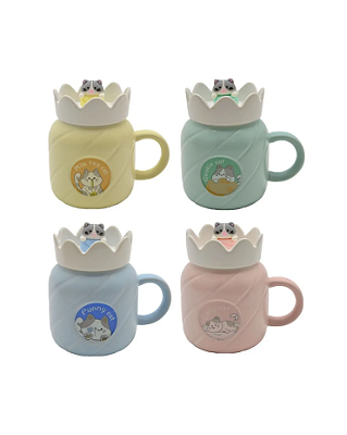 CANECA COM TAMPA E MEXEDOR DE GATINHO