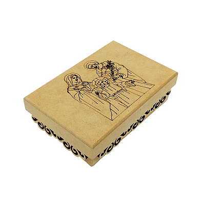 Caixa com desenho da Sagrada Familia - em MDF - 11x3,5 cm - O Pacote com 3 Peças - Cód.: 9740