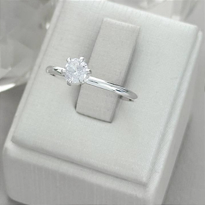Anel Solitário com Zircônia de 5mm e 6 Garras – Prata 925
