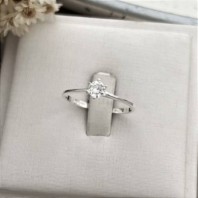 Anel Solitário com Zircônia de 4mm – Prata 925