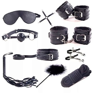 Kit Bondage - Kit com Algema Tornozeleira Coleira Venda Guia Chicote Mordaça Prendedor de mamilo Corda e Palmatória