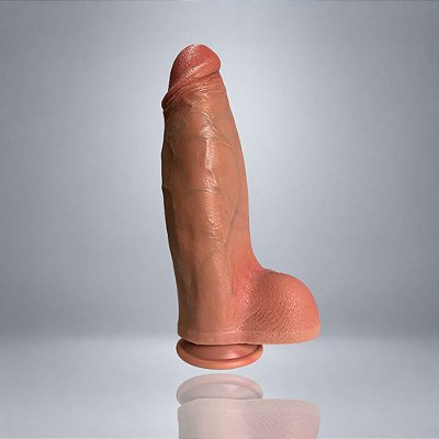 Pênis Realístico 32cm – Dupla Densidade Com Ventosa Em Silicone – Toque Extremamente Natural