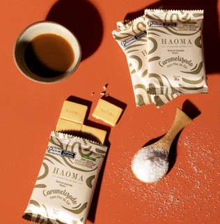 HAOMA - BARRA DE CHOCOLATE BRANCO CARAMELIZADO COM FLOR DE SAL - Unidade
