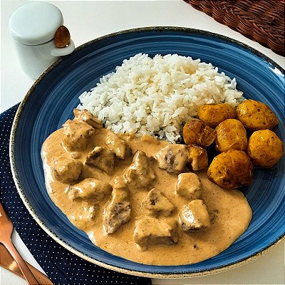 Estrogonofe de Filé Mignon + Batatas Sauté + Arroz Branco (370g)