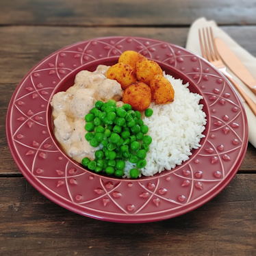 Estrogonofe de Filé Mignon + Batatas Sauté + Arroz Branco + Ervilhas Frescas (420g)