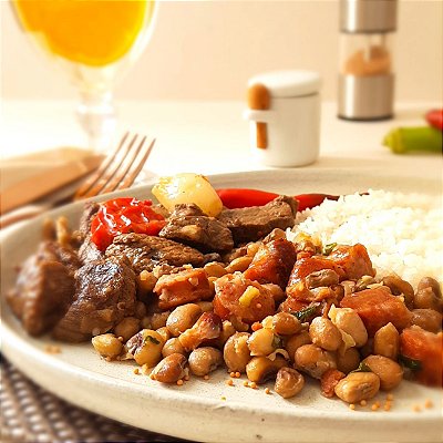 Filé mignon com tomate cereja e cebola mini + Arroz branco + Feijão verde sertanejo (370g)