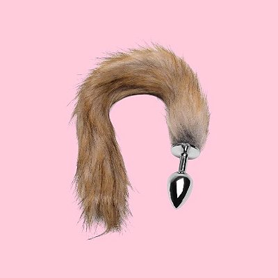 Plug Anal P de Metal com Rabo