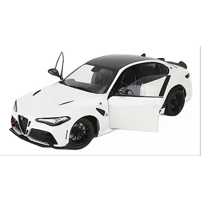 Miniatura Carro 1/18 Alfa Romeo Giulia Gta M - branco
