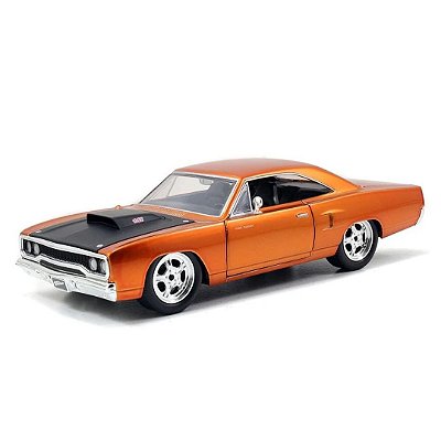 Miniatura Dom´s Plymouth Road Runner velozes e Furiosos 1/24
