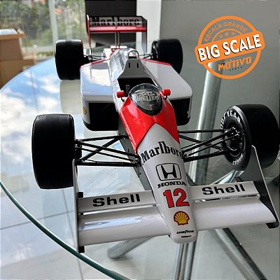 Miniatura Formula 1 Ayrton Senna McLaren MP4/4 1988 - escala 1/8 Kyosho