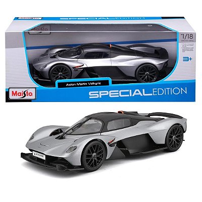 Miniatura Carro Aston Martin Valkyrie 1/18 - cinza