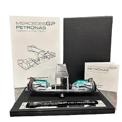 Miniatura Nosecone Amalgam 1/12 Mercedes MGP W02