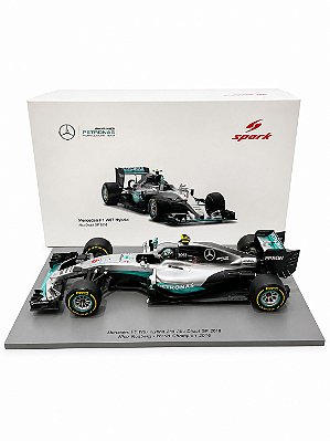 Miniatura Mercedes F1 W07 Hybrid Abu Dhabi GP 2016  1/18
