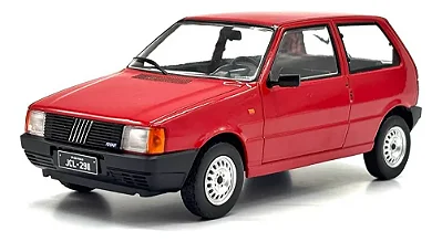 Miniatura Fiat Uno S 1985 Vermelho escala 1/24 coleção