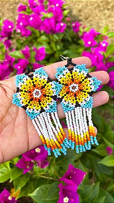 Brinco Flores de Miçangas