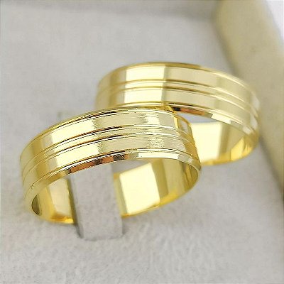 VL 039 - Par de Alianças em Ouro Amarelo 18K