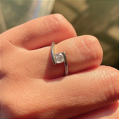 VL 596 - Solitário em Ouro Branco 18K