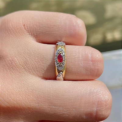 VL 707 - Anel de Formatura em Ouro Amarelo 18K