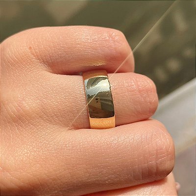 VL 907 - Par de Alianças em Ouro Amarelo 18K - 8 MM