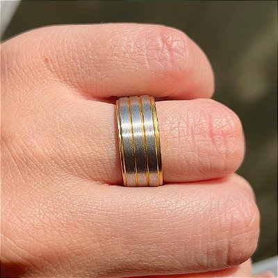 VL 802 - Par de Alianças em Ouro Amarelo e Branco 18K