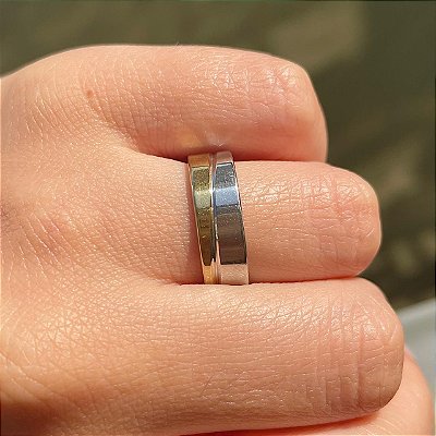 VL 1433 - Par de Alianças em Prata 950 com Ouro Amarelo 18K