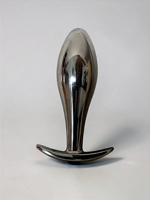 PLUG COM HASTE DE SEGURANÇA