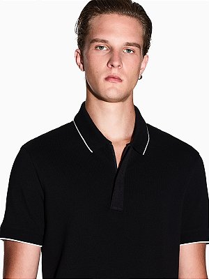 Polo Armani Exchange com Detalhe de Botão Slim Fit Preto