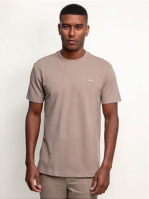 Camiseta Calvin Klein Manga Curta Piquet Patch Borracha Caqui Médio