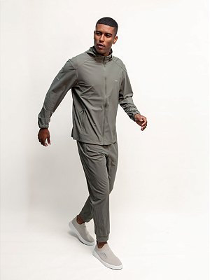Conjunto Fitness Move Manga Longa Ville de France Verde Militar