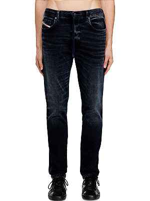 Calça Jeans Diesel Slim Waist 2062 D-Strukt Joggjeans® Preto