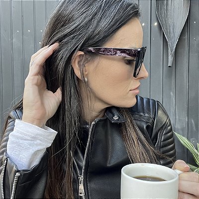 Paula Preto haste mármore