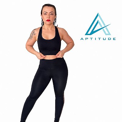 Cropped Use Aptitude Limited Up Cruzado nas Costas preto