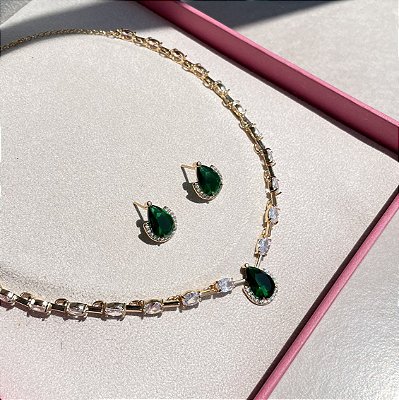 Conjunto Luxo Gota Esmeralda Banhado a Ouro