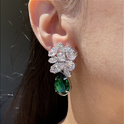 Brinco Navetes Zircônias Cristais e Gota Esmeralda Banhado a Ródio Branco