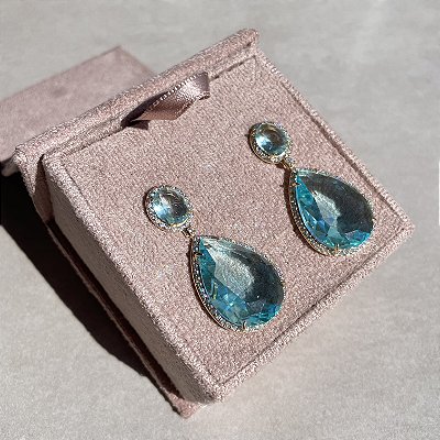 Brinco Gota Azul Borda Cravejada Banhado a Ouro
