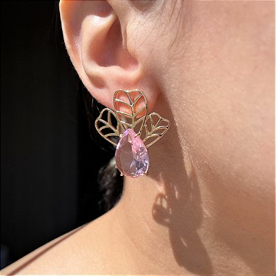 Brinco Folha Vazada Gota Light Pink Banhado a Ouro