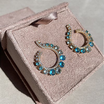 Brinco Argola Frontal Degrade Azul Banhado a Ouro