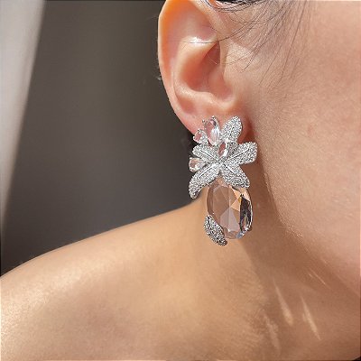 Brinco Flower Oval Cristal Banhado a Ródio Branco