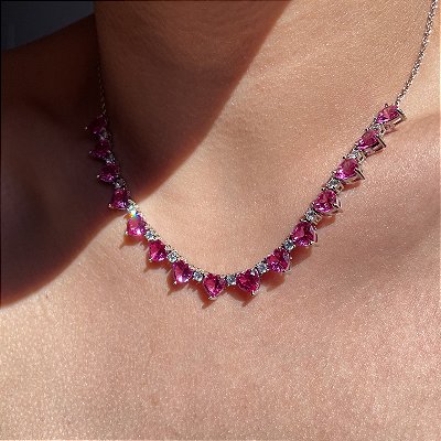 Colar Corações Safira Rosa Banhado a Ródio Branco