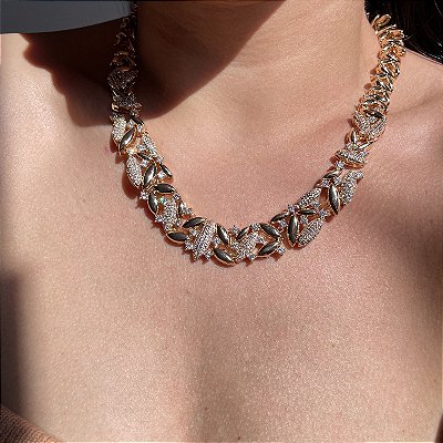 Colar Luxo Folhagem Cristal Banhado a Ouro