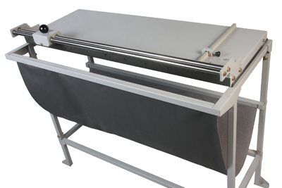 Refiladora duplo eixo 150 cm com mesa para papel, lona e vinil adesivo