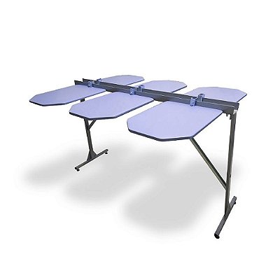 Mesa corrida com 6 ou 12 berços para impressão têxtil por serigrafia