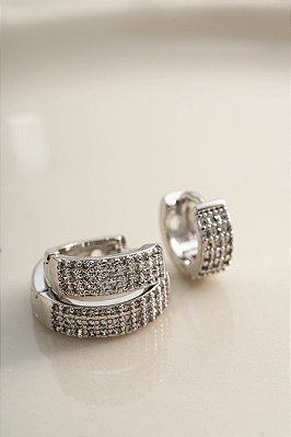 BRINCO SEMIJOIA TRIO ARGOLA MICRO ZIRCONIA CONFECCIONADO EM BANHO DE RÓDIO