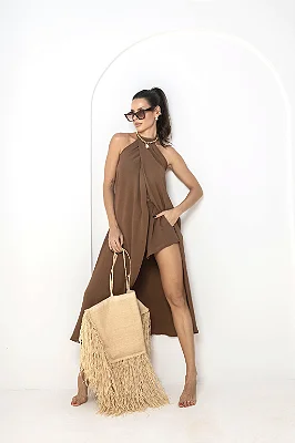 SAÍDA PLUMA MARROM