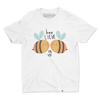 Beelieve In Us - Camiseta Basicona Unissex