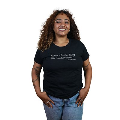 No One is Defying - Camiseta Basicona Unissex