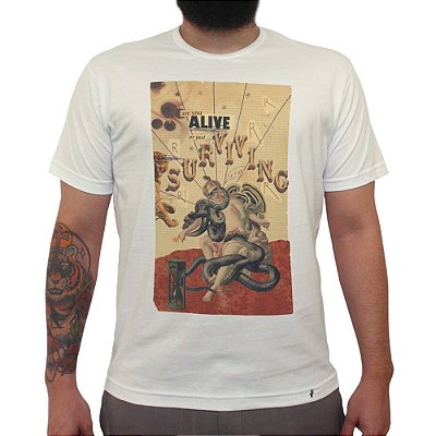 Are You Alive or Just Surviving - Camiseta Clássica Masculina