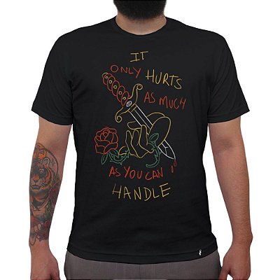 It Only Hurts - Camiseta Clássica Masculina