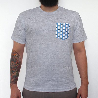 Lava-roupas - Camiseta ClÃ¡ssica com Bolso Masculina