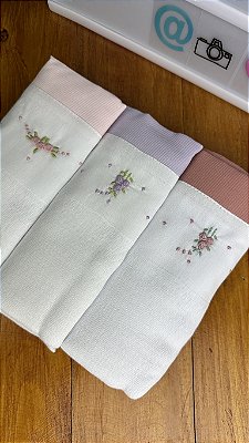 Kit 3 Fraldas de Ombro Bordadas a Mão